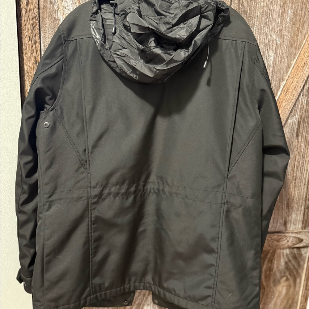 Tumi Black Tech Field Jacket with Multiple Utilit… - image 6